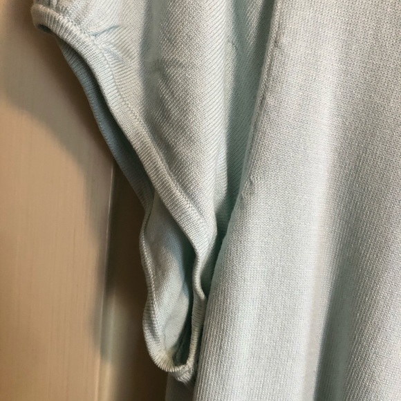 August Silk pale green sweater. Size Large. - Picture 5 of 6